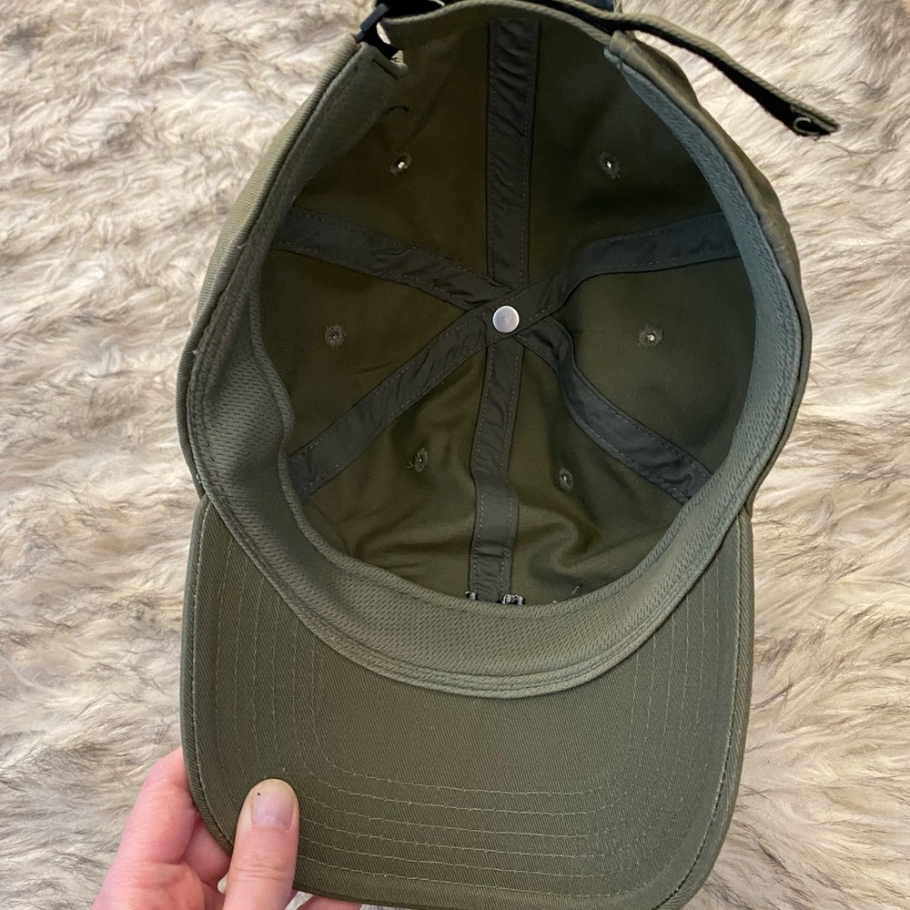 ADIDAS baseball hat - Picture 5 of 6